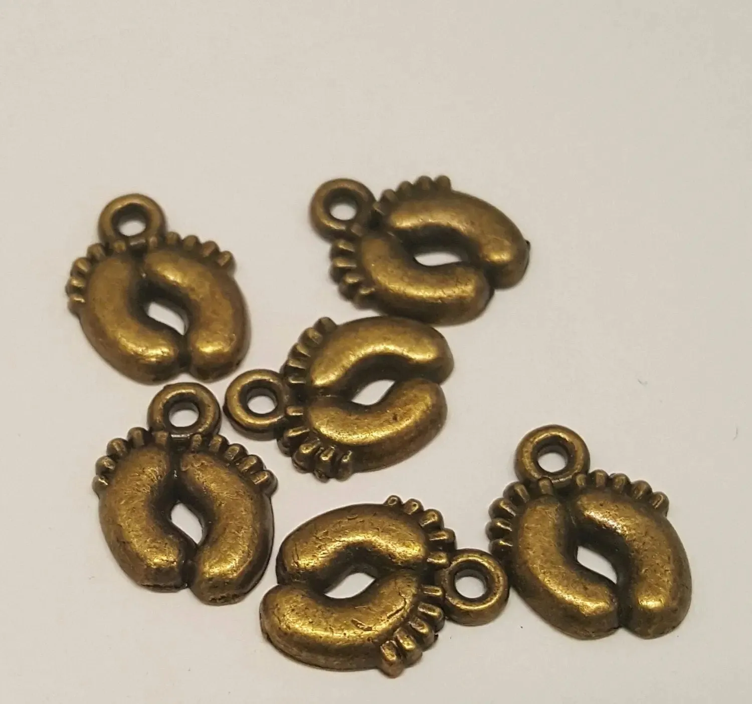 18 PCs Baby Feet Penny Alloy Charm Gold/Antique Green/Antique Silver Beads Size 13x10mm JumpRing Size 1.5mm Decorative Design Jewelry Making