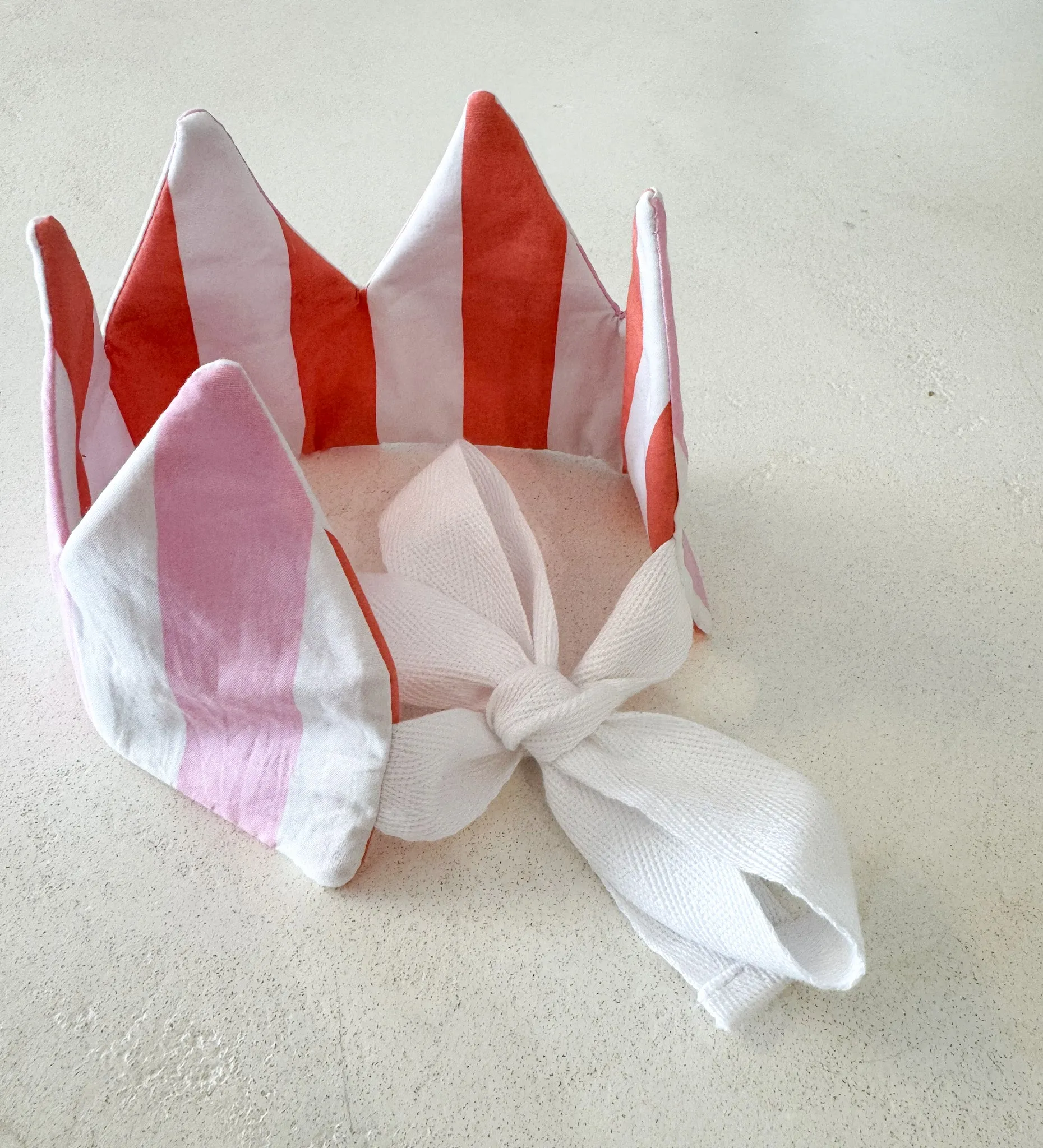 Birthday Crown Linen