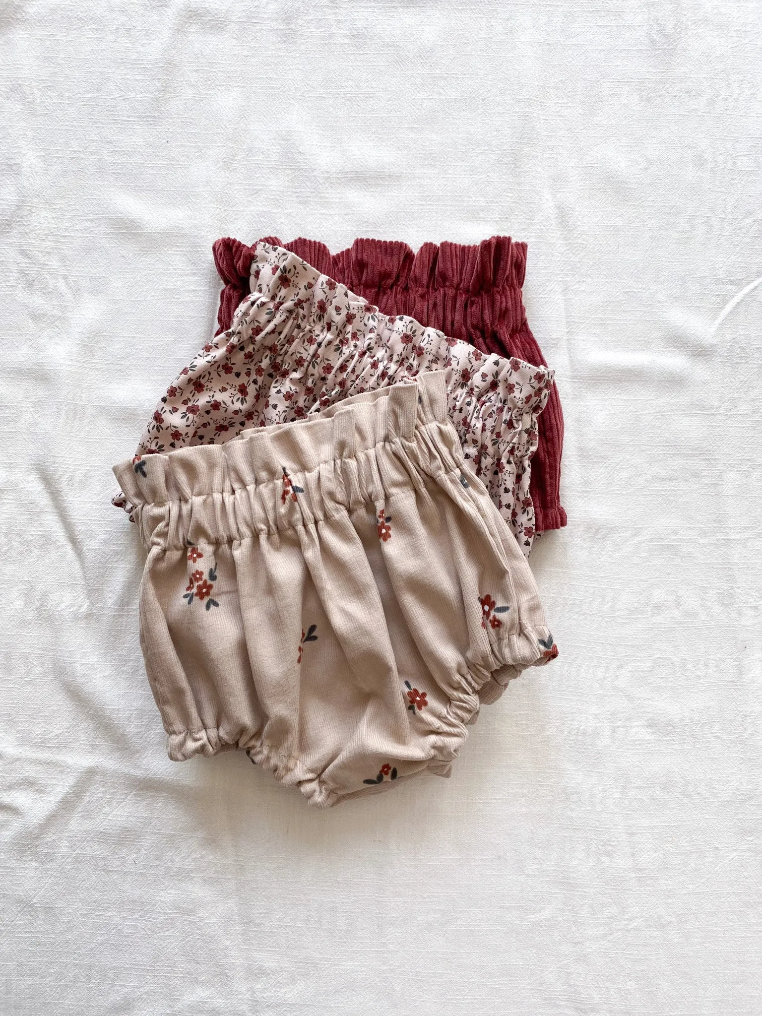 Bloomers / floral corduroy