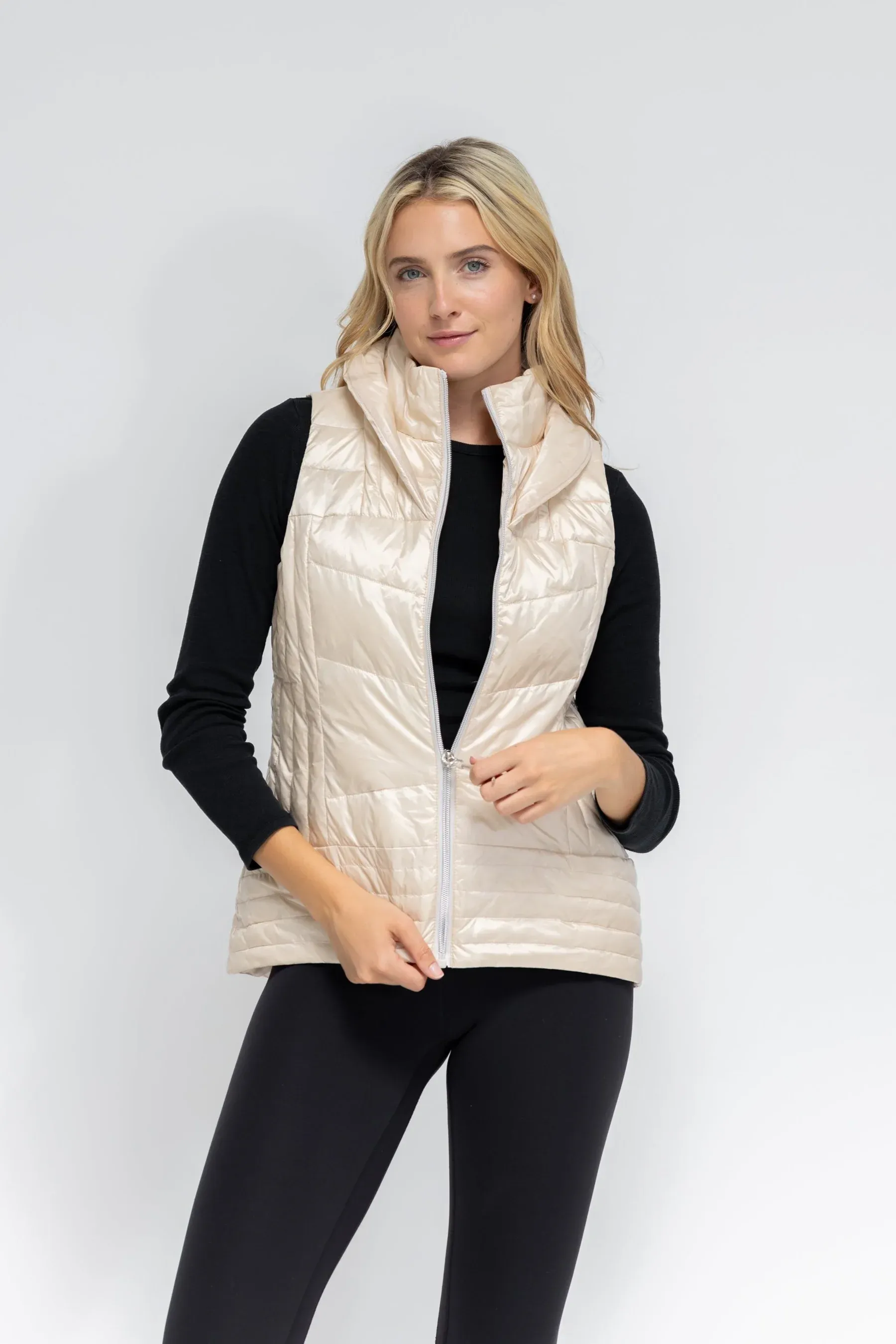 MA90032INb Anorak Metallic Quilted Vest