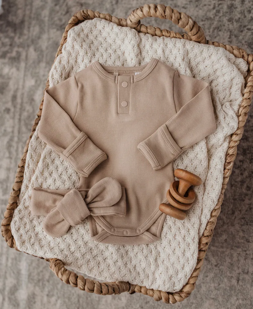 Pebble Long Sleeve Bodysuit